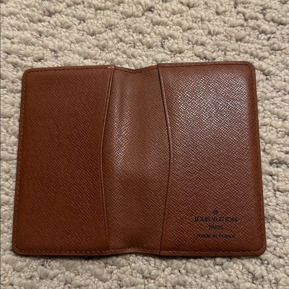 Very Good Condition Louis Vuitton Monogram Card Case - Picture 3 of 9